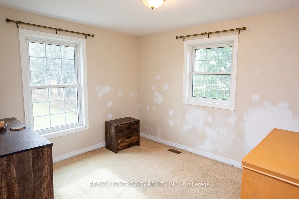 50589 Dingle Line, ON N5H 2R1