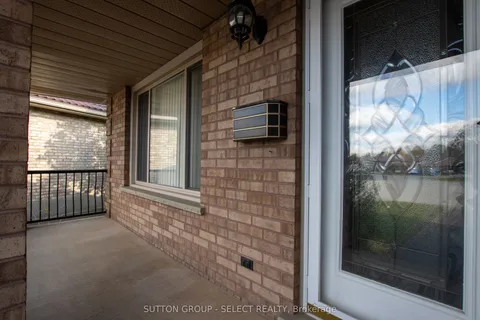 106 CHRISTIANS Court, ON N5V 4P1