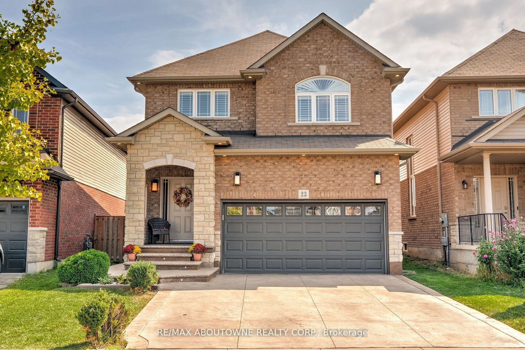 23 Colorado Boulevard, ON L0R 1P0