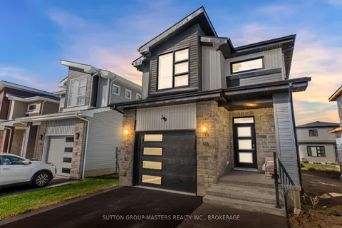 214 Superior Drive, ON K7N 0E4