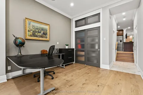 217 Belford Crescent, ON K1Z 7A9