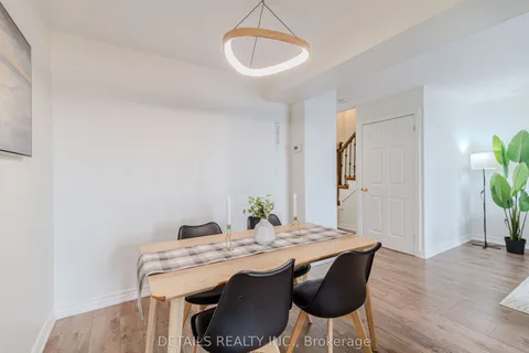 2592 Crosscut Terrace, ON K1T 4A1