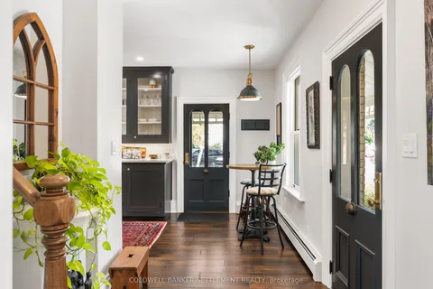 93 Peter Street, ON K7H 1S3