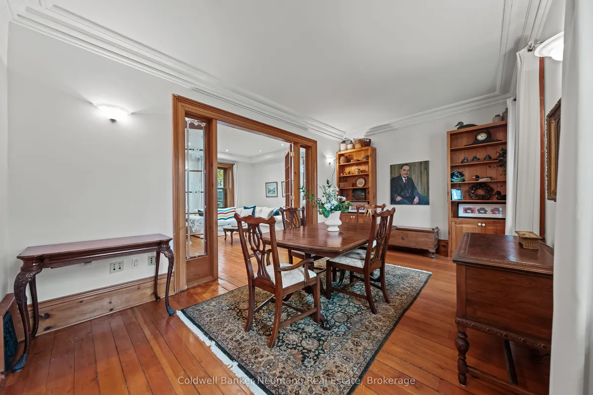 270 Woolwich Street, ON N1H 3W1