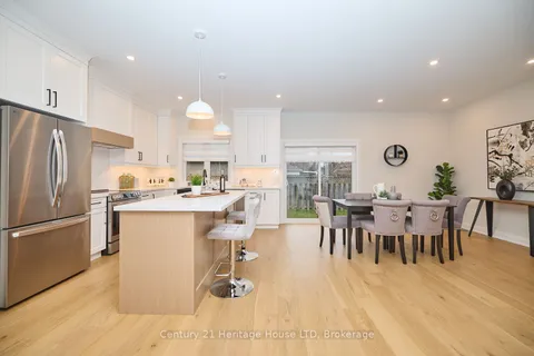 4 Meteor Street, ON L2S 2T1