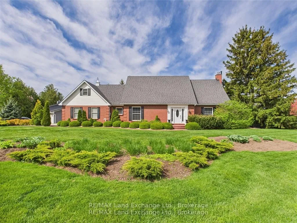 4 Eastwood Crescent, ON N0G 2T0