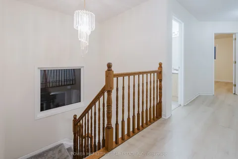 318 Rustic Hills Crescent, ON K4A 5A8