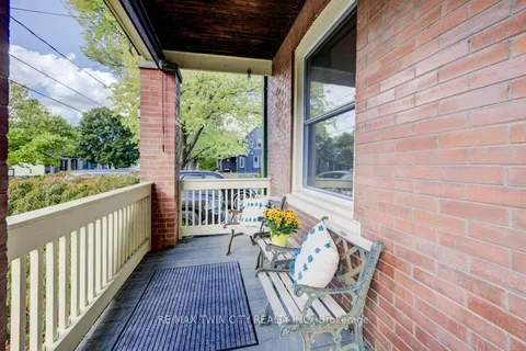 207 Hedley Street, ON N3H 3X9