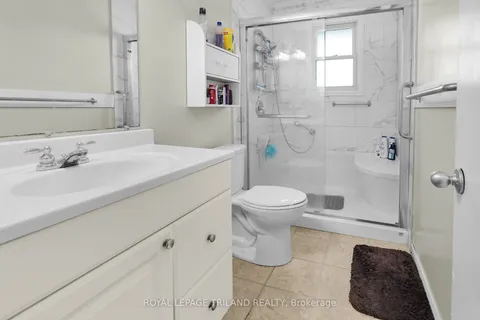 132 Ardsley Crescent, ON N6G 3W7