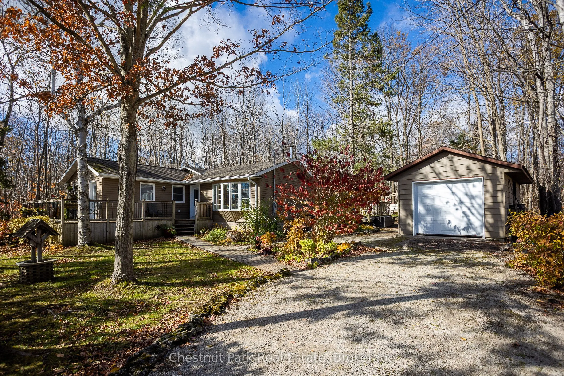 129 Miller Lake Shore Road, ON N0H 1Z0