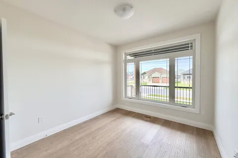 155 WESTLINKS Drive, ON N0H 2C3