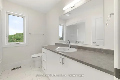 79 George Wright Boulevard, ON K0K 2T0