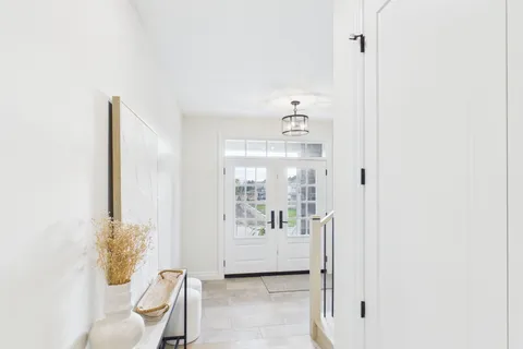 99 INVERNESS Street, ON N2Z 1J4