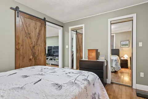 2628 Dundas Street, ON N5V 3C9