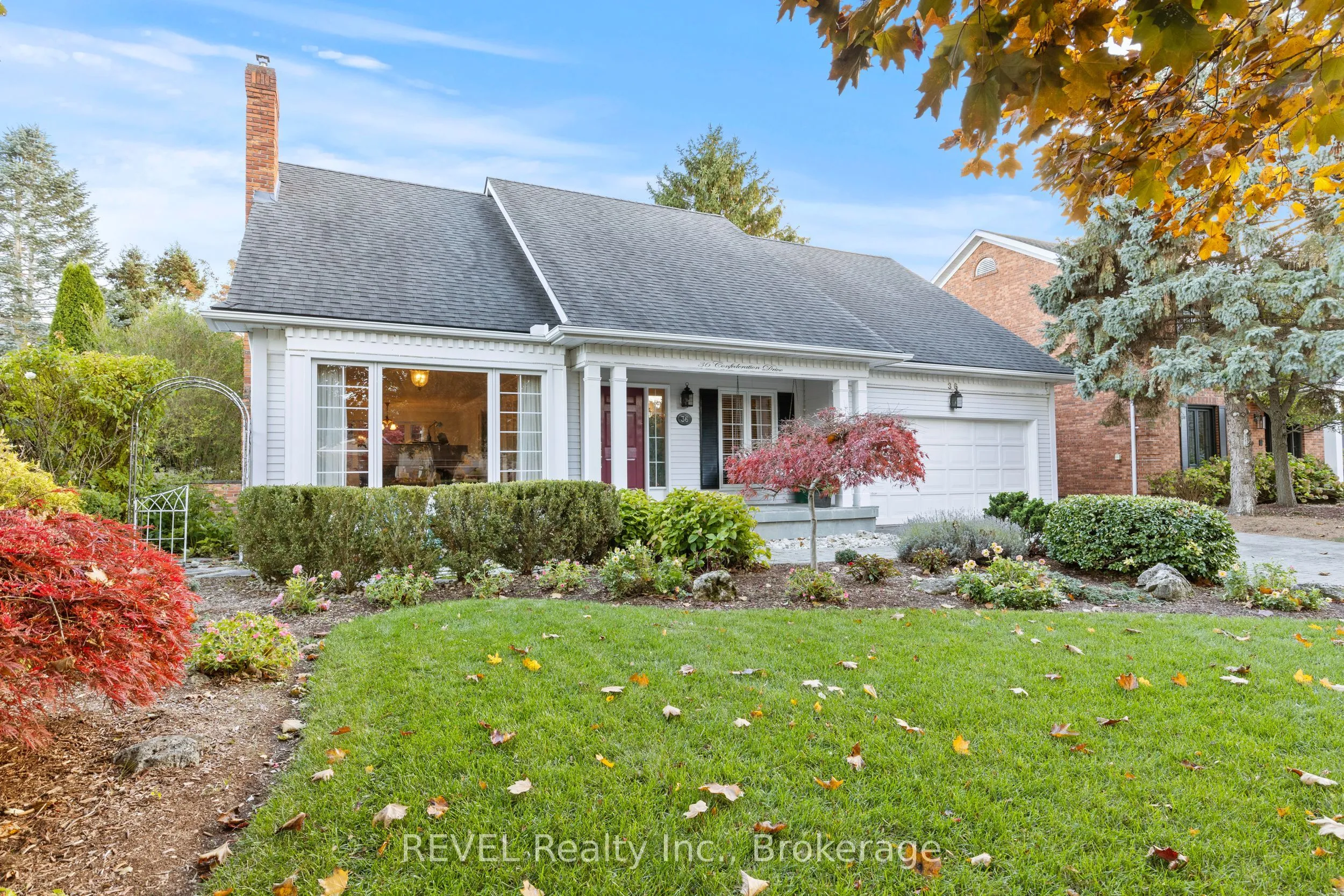 36 CONFEDERATION Drive, ON L0S 1J0