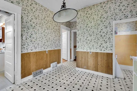 121 Tecumseh Avenue, ON N6C 1S1