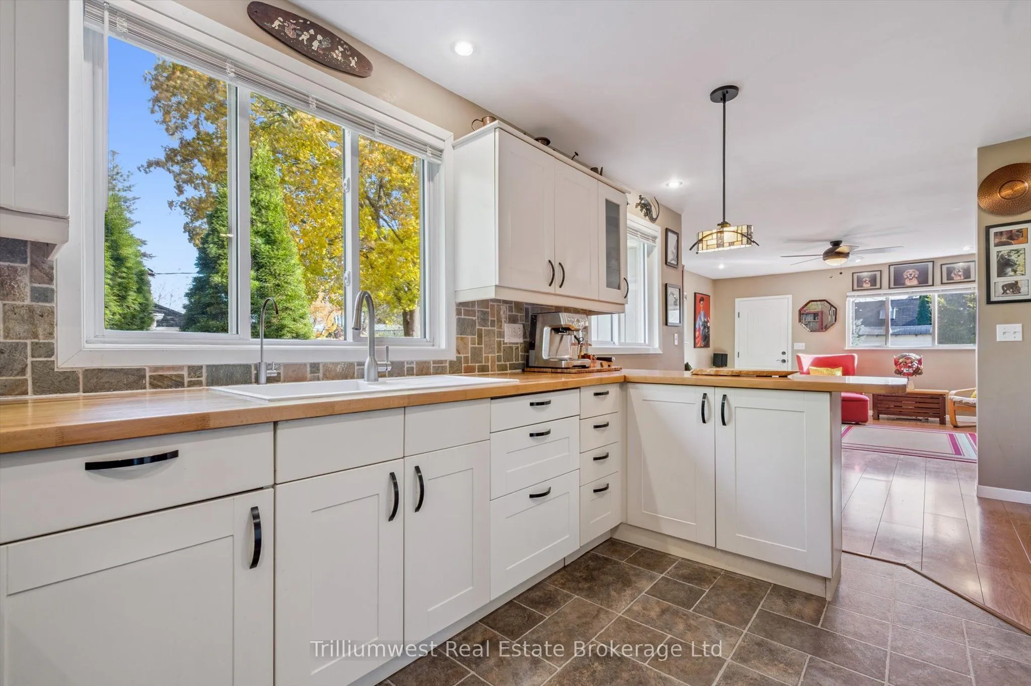 32 Holly Trail N/A, ON N3C 2V4