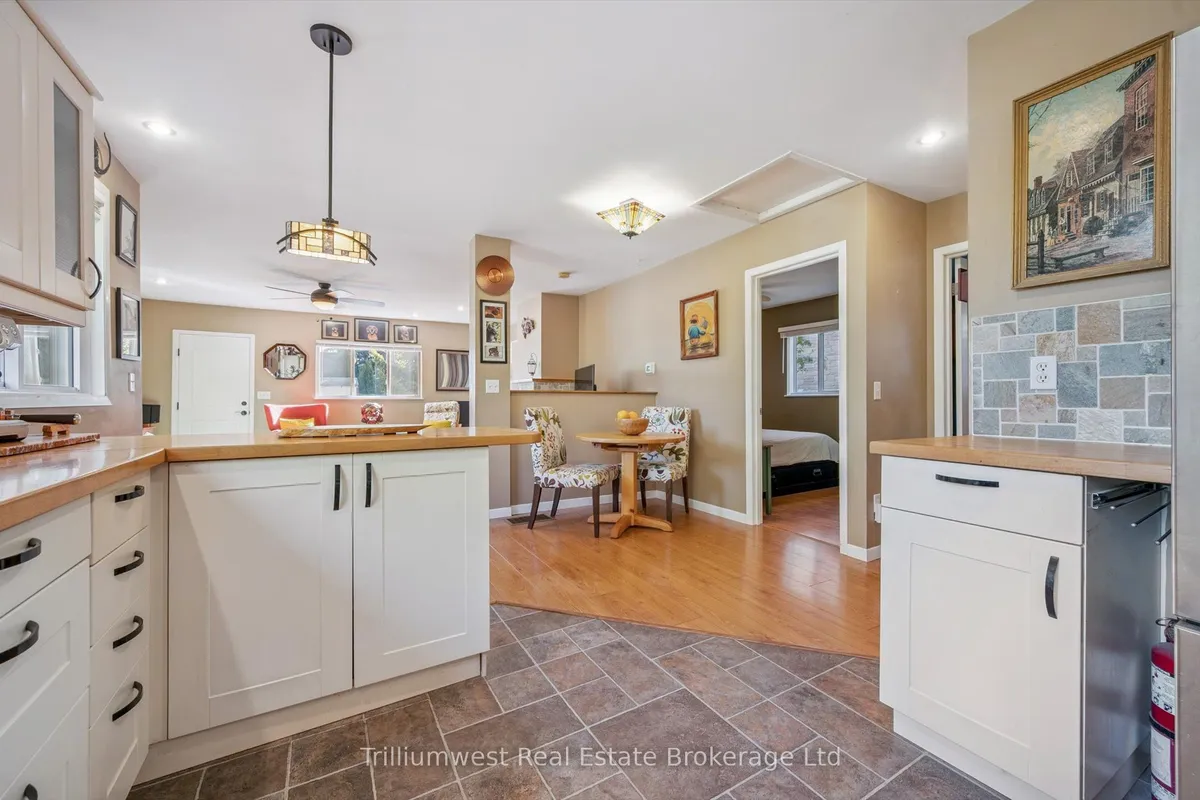 32 Holly Trail N/A, ON N3C 2V4