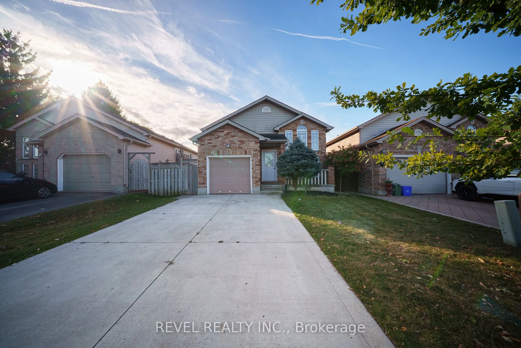 145 Oldham Street, ON N5Z 5E1