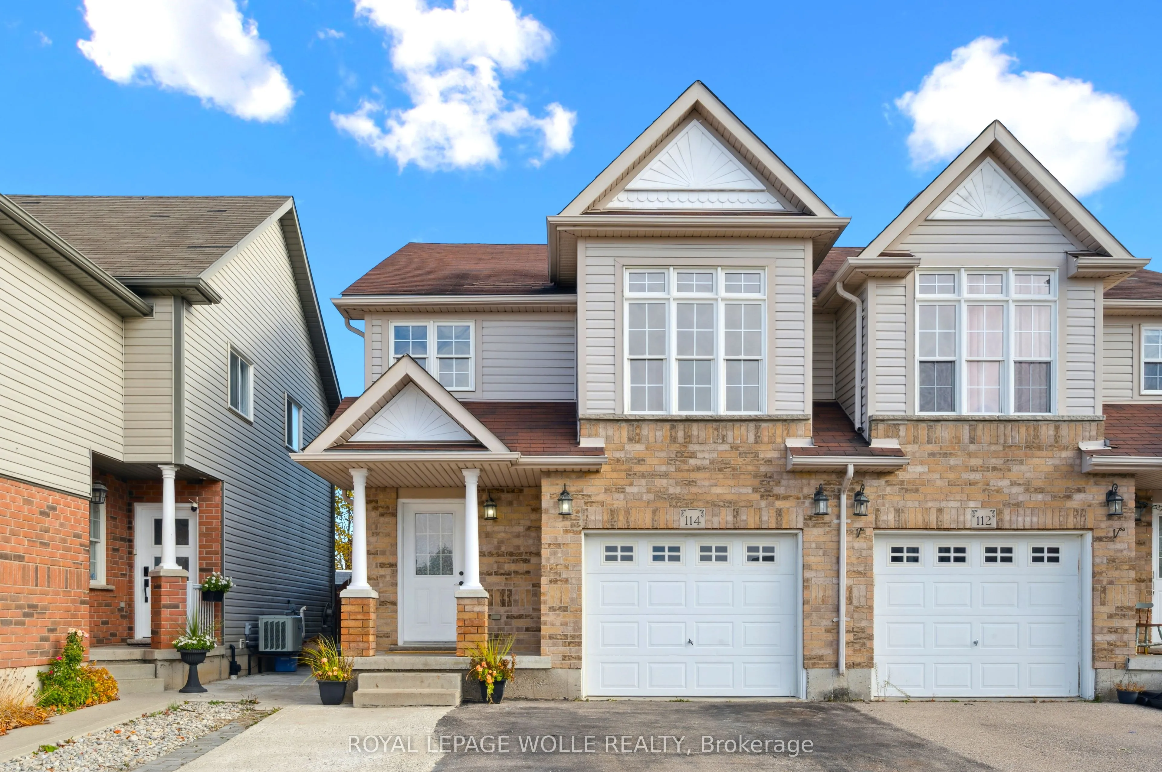 114 Woodbine Avenue, ON N2R 1X4