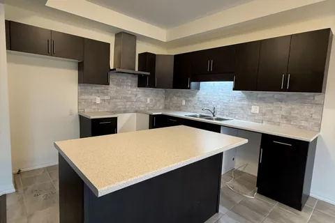 72 Samuel Avenue, ON L0S 1E1