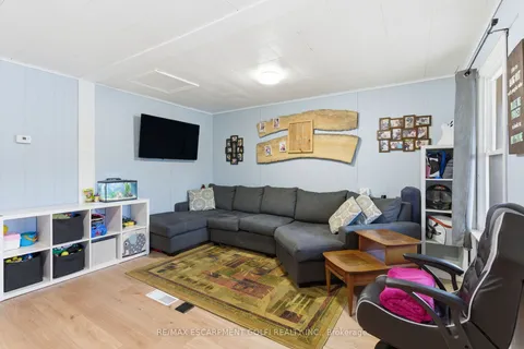 159 Durham Street, ON L3K 1E2