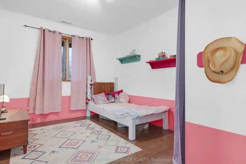 1403A Crookston Road, ON K0K 3J0