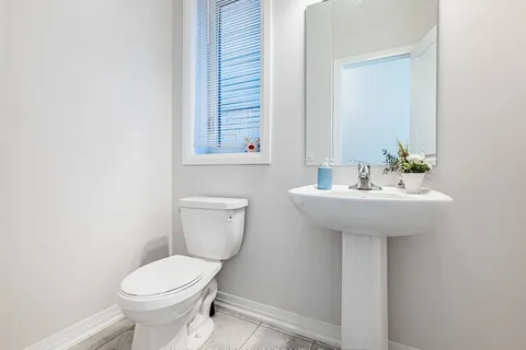 60 Yale Drive, ON L0R 1W0