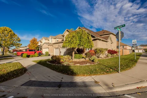 1012 Greenhill Avenue, ON L8G 5G9