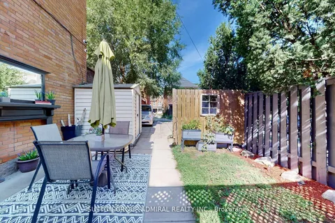 164 Wentworth Street, ON L8N 2Z2