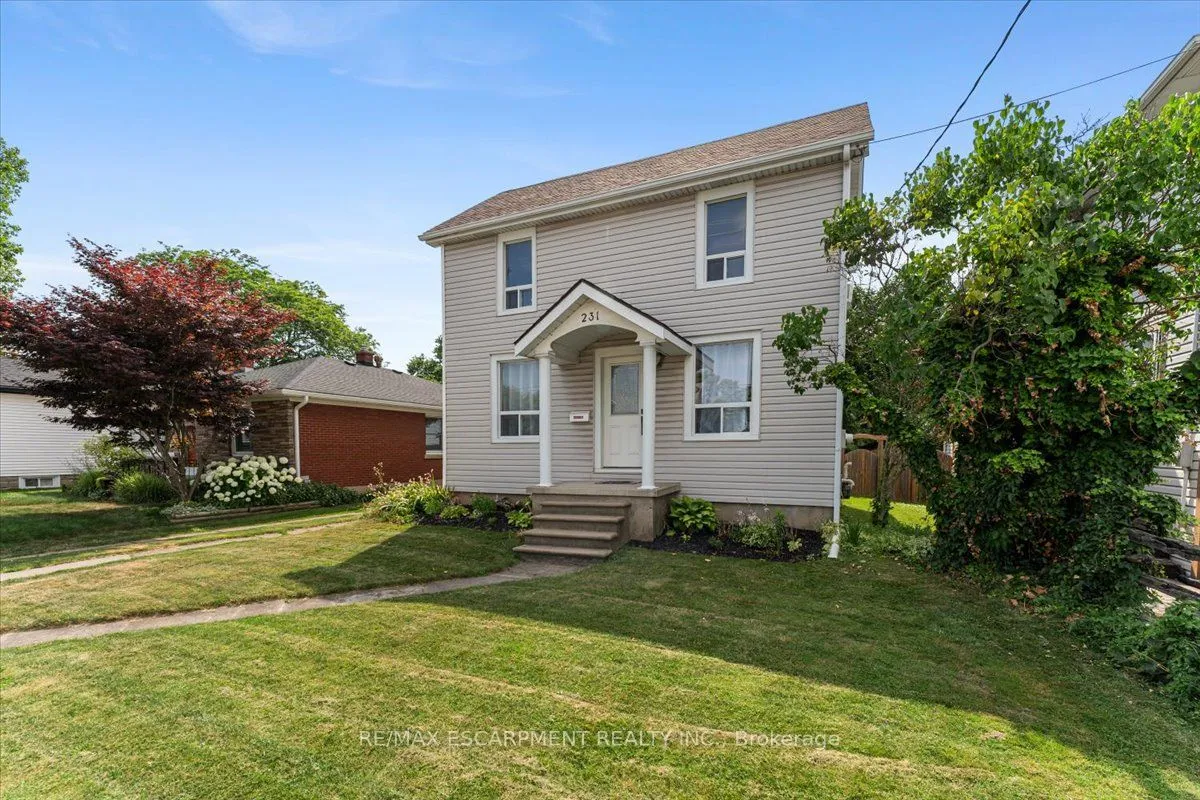 231 Vine Street, ON L2M 4S9