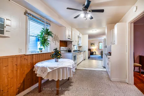 9 South Charles Street, ON K8V 2R8