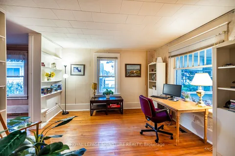 9 South Charles Street, ON K8V 2R8