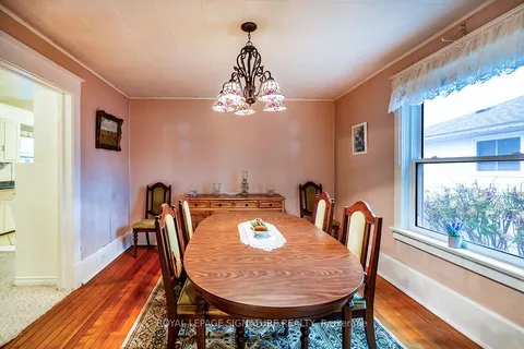 9 South Charles Street, ON K8V 2R8