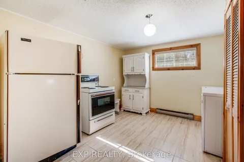 384 Route 200 Road, ON K0A 1M0