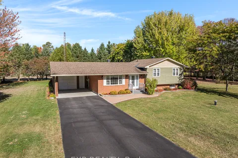 384 Route 200 Road, ON K0A 1M0