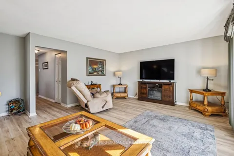 1033 Vista Barrett Private, ON K4P 1C8