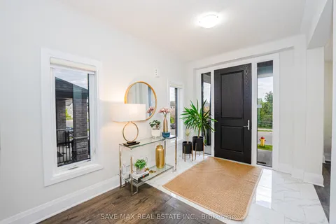 26 Falconridge Drive, ON N2K 0G1