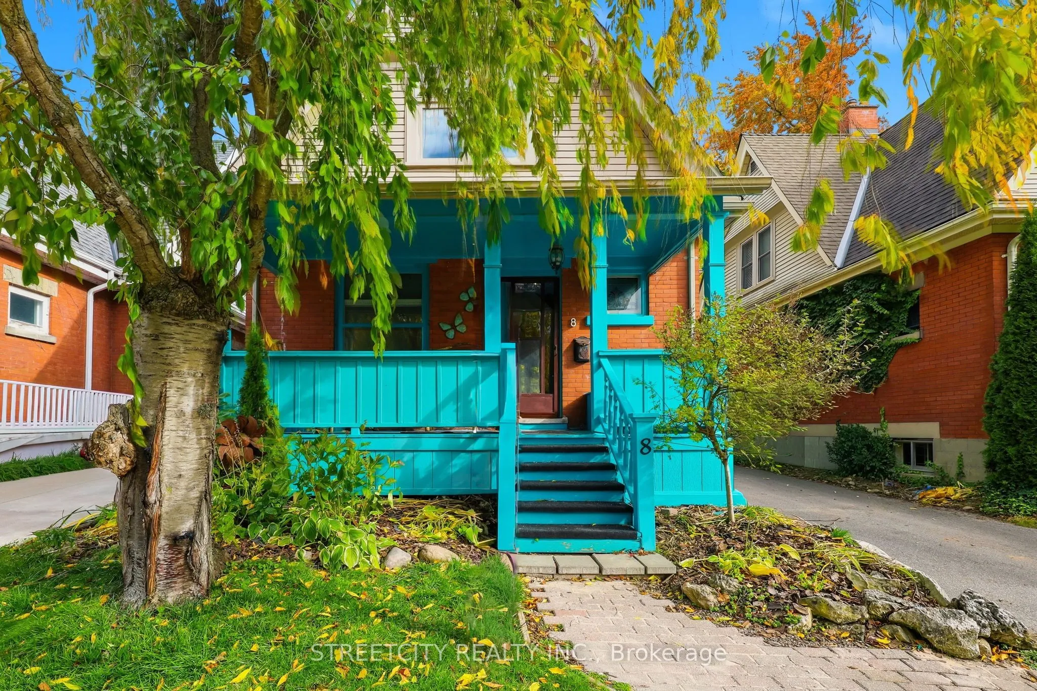 8 Bellevue Avenue, ON N6C 4A5