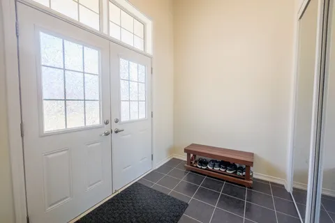 48 Esther Crescent, ON L3B 0G2