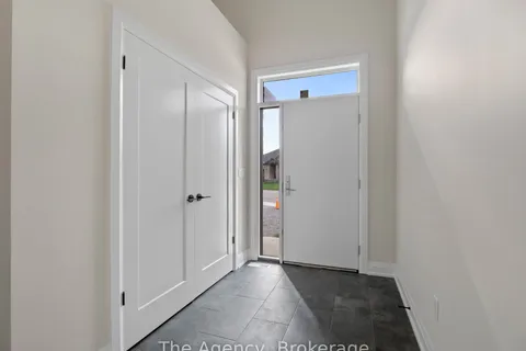 118 Willowbrook Drive, ON L3C 0G2