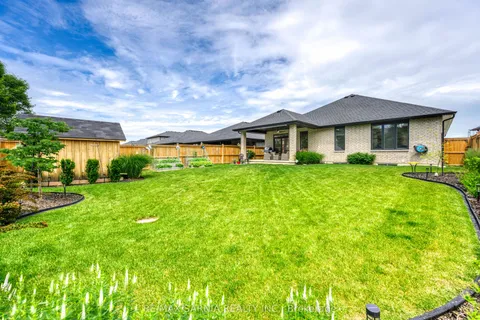 393 Bayhill Drive, ON N0N 1G0