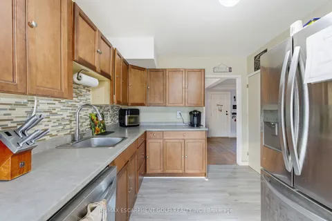 30 Cope Street, ON L8H 5A9