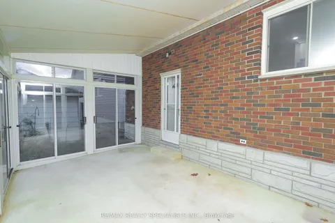 6360 Ash Street, ON L2G 2H5