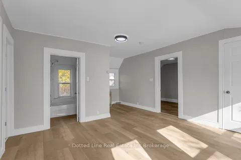 64 Forest Avenue, ON N5R 2J3