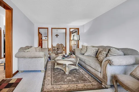 140 SOLOMON Crescent, ON L8W 2G7