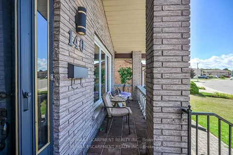 140 SOLOMON Crescent, ON L8W 2G7