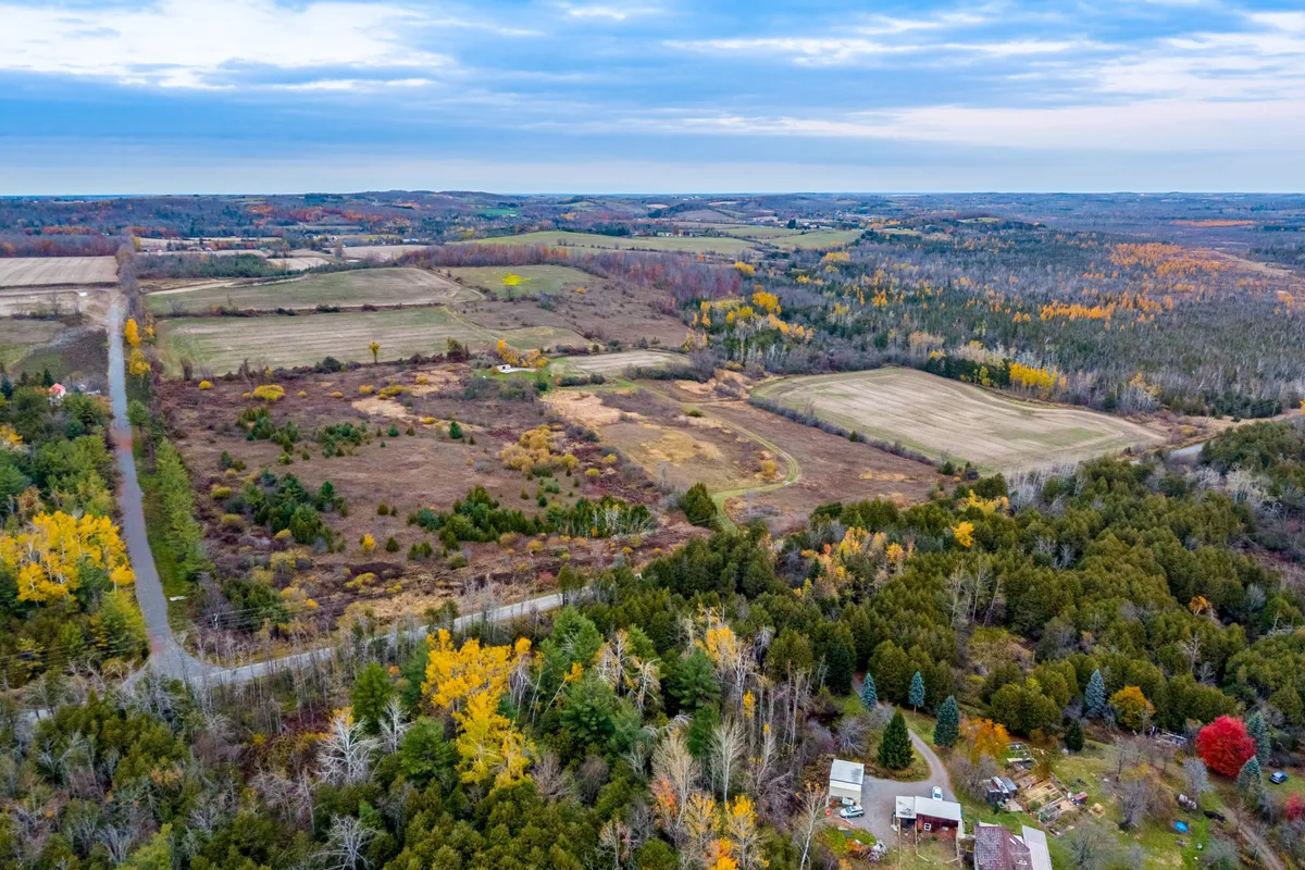 635 Wilson Line, ON L0A 1C0