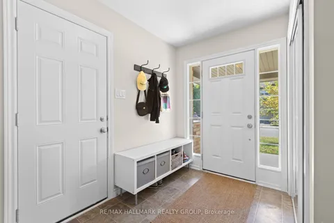 469 Meadowhawk Crescent, ON K2J 5W7