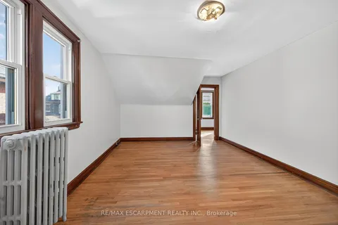 103 Leinster Avenue, ON L8M 3A4